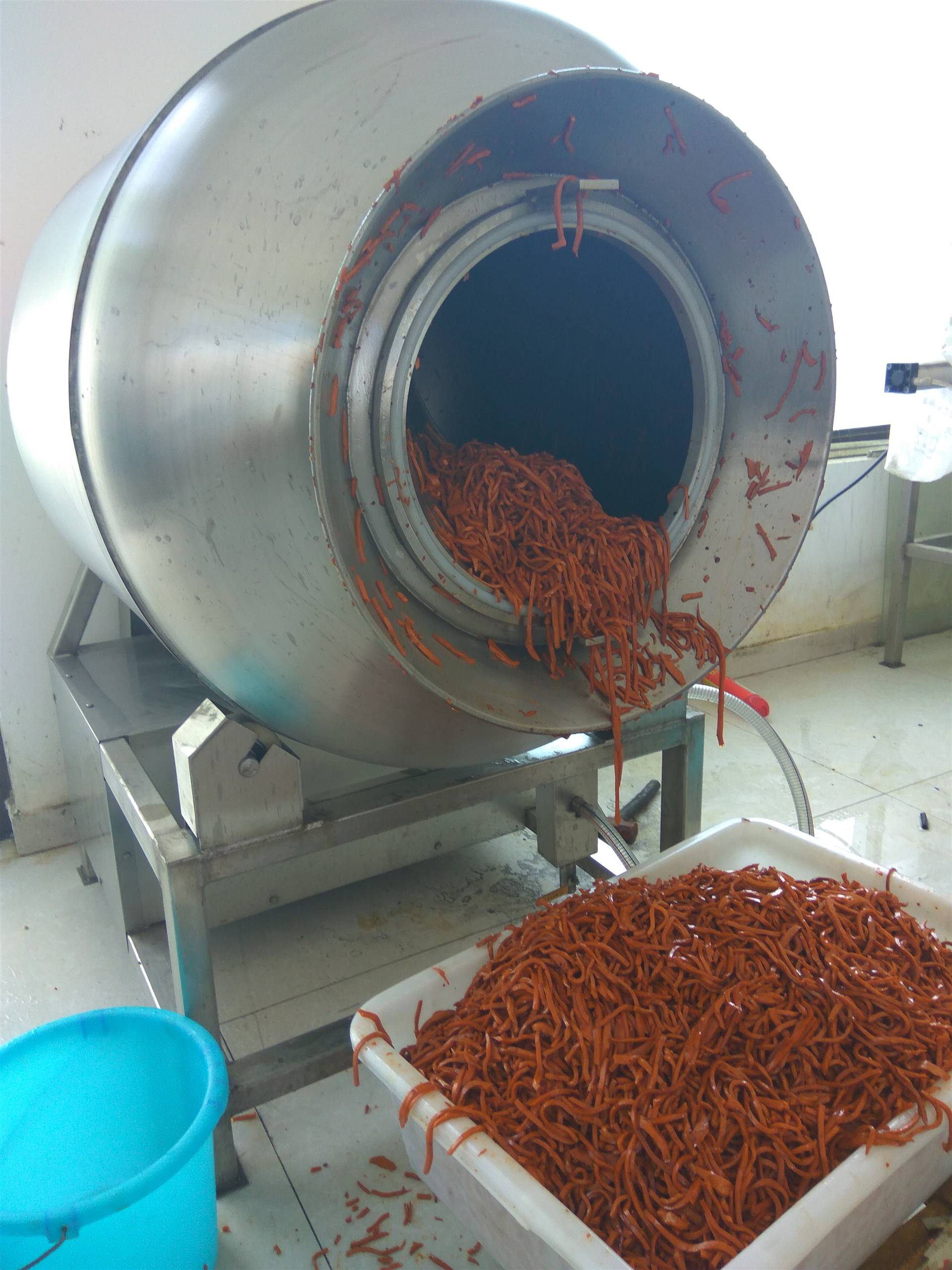 滚揉机腌泡菜:从 “风味加速器” 到 “安全守护神” 的操作指南 滚揉机腌泡菜:从 “风味加速器” 到 “安全守护神” 的操作指南